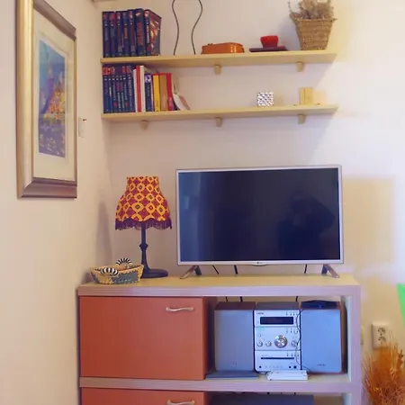 Apartamento Bassa 2+2 Pax, 400m From The Beach In *
