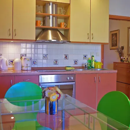 Apartamento Bassa 2+2 Pax, 400m From The Beach In